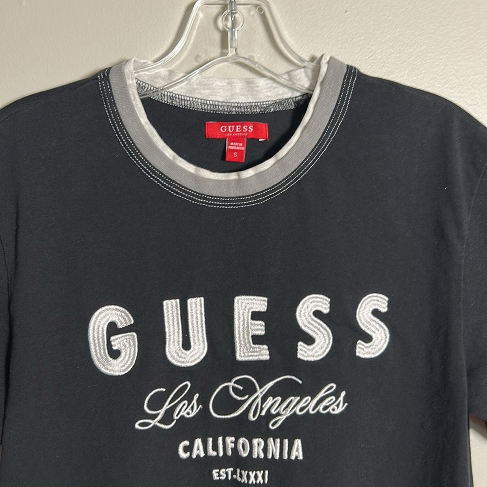 Guess Jeans Los Angeles Embroidered Women’s Small Ringer Top Sz S 100% Cotton - Picture 2 of 10